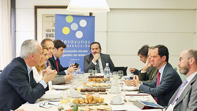 Un Momento de Debate